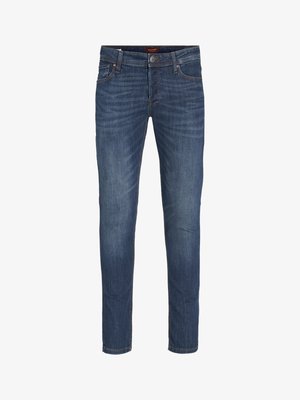 Jean en denim bleu avec une coupe slim, conçu avec cinq poches, effets de froissement subtils sur le devant et couture robuste. Fermeture classique par bouton et zip.