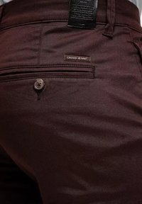 Niewybrane, bordeaux