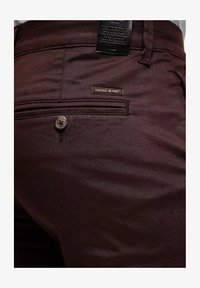 Niewybrane, bordeaux