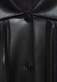 Mango Giacca in similpelle - black