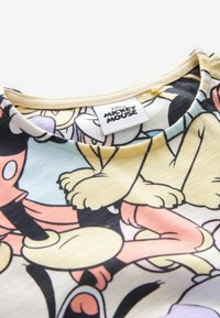 Next SHORT SLEEVE  REGULAR FIT - Džersio suknelė - disney mickey and friends print