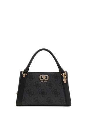 Borsa nera con trama e dettagli in oro, inclusa una fibbia con logo e un portachiavi. Presenta manici corti e una forma strutturata.