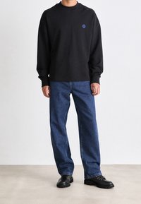 HUGO Sudadera - black