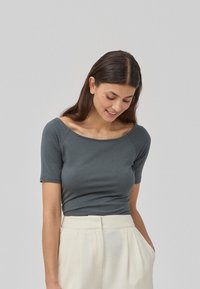 Modström TANSY - T-shirt - bas - harbor green
