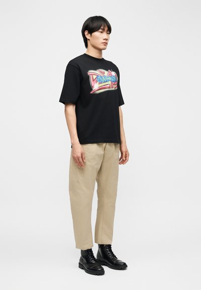 Dsquared2 LOOSE FIT TEE - Μπλουζάκι με στάμπα - black