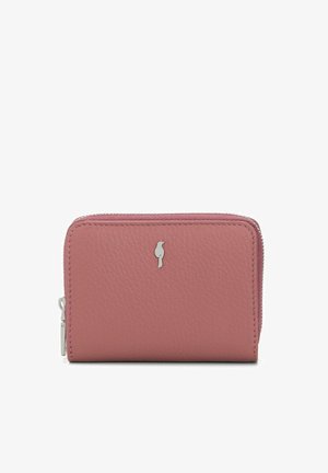 Różowy, teksturowany skórzany portfel z emblematem srebrnego ptaka i zapięciem na zamek, na białym tle.