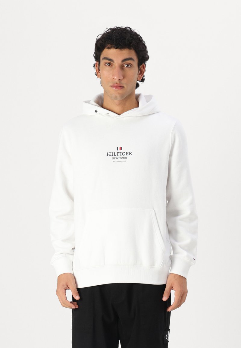 Tommy Hilfiger - HOODIE UNISEX - Sudadera - white, Ampliar
