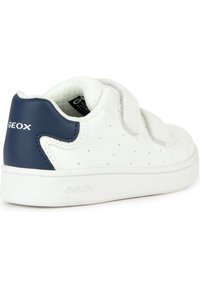 Geox ECLYPER LEA - Scarpe primi passi - white