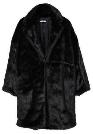 Schwarzer Kunstpelzmantel bis zum Knie mit Reverskragen und langen Ärmeln, flach liegend gezeigt mit sichtbarem Innenfutter und Markenlabel.