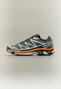 Unselected, pewter/black/turmeric