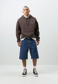 Last Resort AB MONOGRAM UNISEX - Sudadera - dark brown