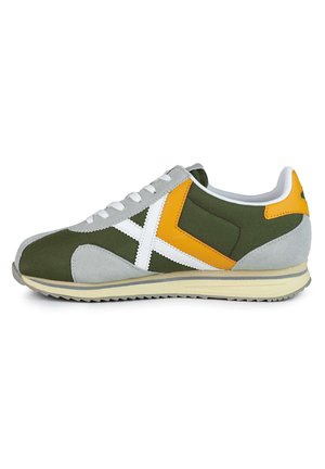 SAPPORO  - Zapatillas de entrenamiento - caqui