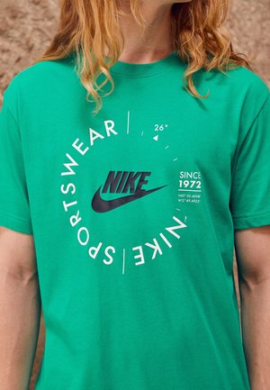 Print T-shirt - green