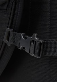 The North Face BASE CAMP FUSE BOX UNISEX - Matkakott - black