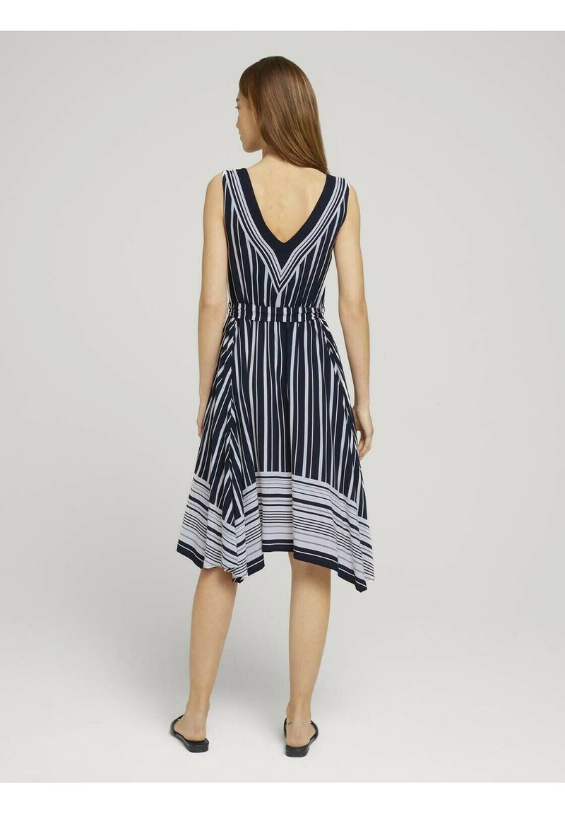 Damen Freizeitkleider | TOM TAILOR Freizeitkleid navy white vertical stripe/dunkelblau - OO02363 Damen Freizeitkleider | TOM TAILOR Freizeitkleid navy white vertical stripe/dunkelblau - OO02363