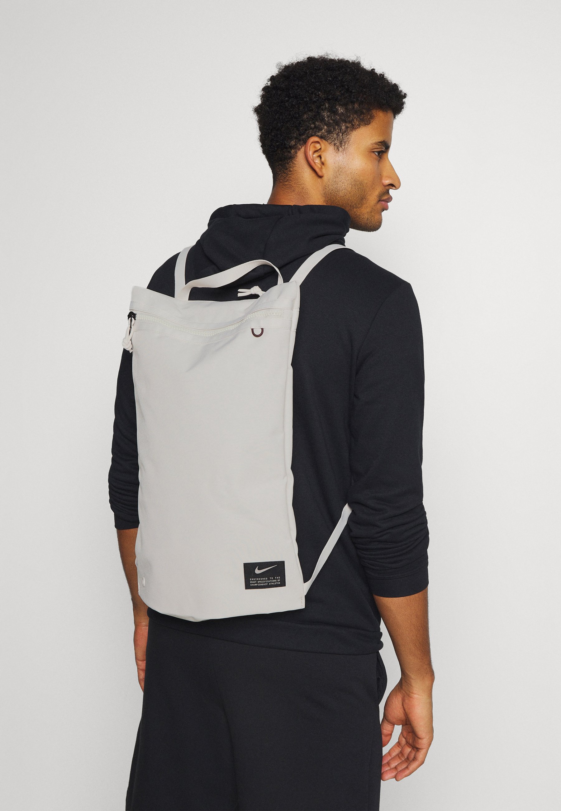 nike performance utility