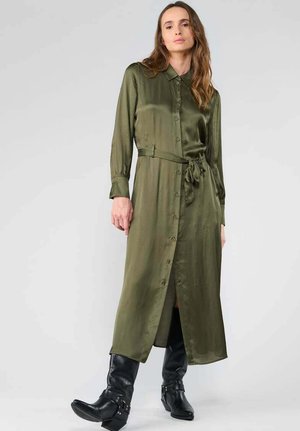 SERA - Robe chemise - vert