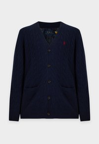 Δεν επιλέχθηκε, hunter navy