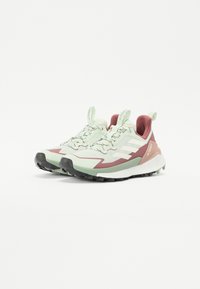 Adidas Terrex TERREX FREE HIKER 2 - Pohodniški čevlji - linen green/off white/quiet crimson