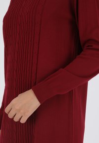 Modanisa CREW NECK  - Gebreide jurk - bordeaux