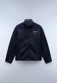 Chaqueta de forro polar azul marino con cremallera completa en la parte delantera y dos bolsillos con cremallera, con un pequeño parche con el logo y una bandera en el pecho.
