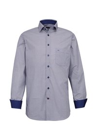 Camicia a bottoni in blu chiaro con motivo geometrico bianco, con polsini e colletto solidi in blu navy. Include una tasca sul lato sinistro.