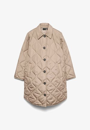 Manteau matelassé beige avec boutons noirs, col classique, poches latérales et manches longues, conçu pour le temps froid.