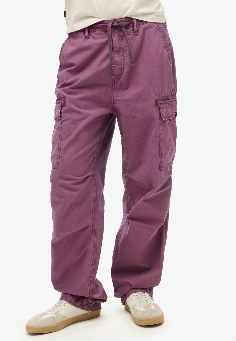 Superdry & Co RISE PARA - Cargobroek - berry conserve