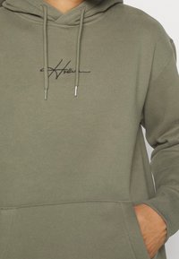 Hollister Co. Felpa con cappuccio - olive