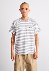 Obey Clothing ESTABLISHED WORKS EYES - Apdrukāts T-krekls - ash grey
