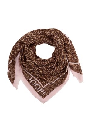 Bruine en beige sjaal met luipaardprint en een lichtroze rand met de tekst "JOOP!", opgevouwen tot een losse driehoek met rafelige randen.