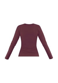 Langärmliges Oberteil in tiefem Burgunderrot, aus glattem Stoff gefertigt. Figurbetonter Schnitt mit rundem Ausschnitt und nahtlosem Rücken. Keine sichtbaren Marken oder Akzente.