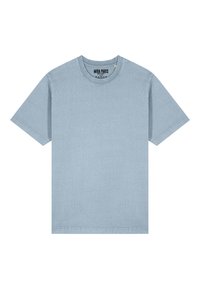 Světle modré bavlněné tričko s krátkým rukávem, kulatým výstřihem a volným střihem. Jednoduchá barva, minimalistický design, žádné viditelné vzory ani akcenty.