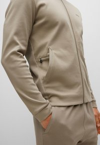 BOSS Felpa con zip - light green