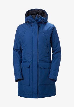Marineblaue isolierte Parka mit Kapuze, mit einem Reißverschluss auf der Vorderseite, zwei Fronttaschen und verstellbaren Kordeln an der Kapuze. Glatte Textur.