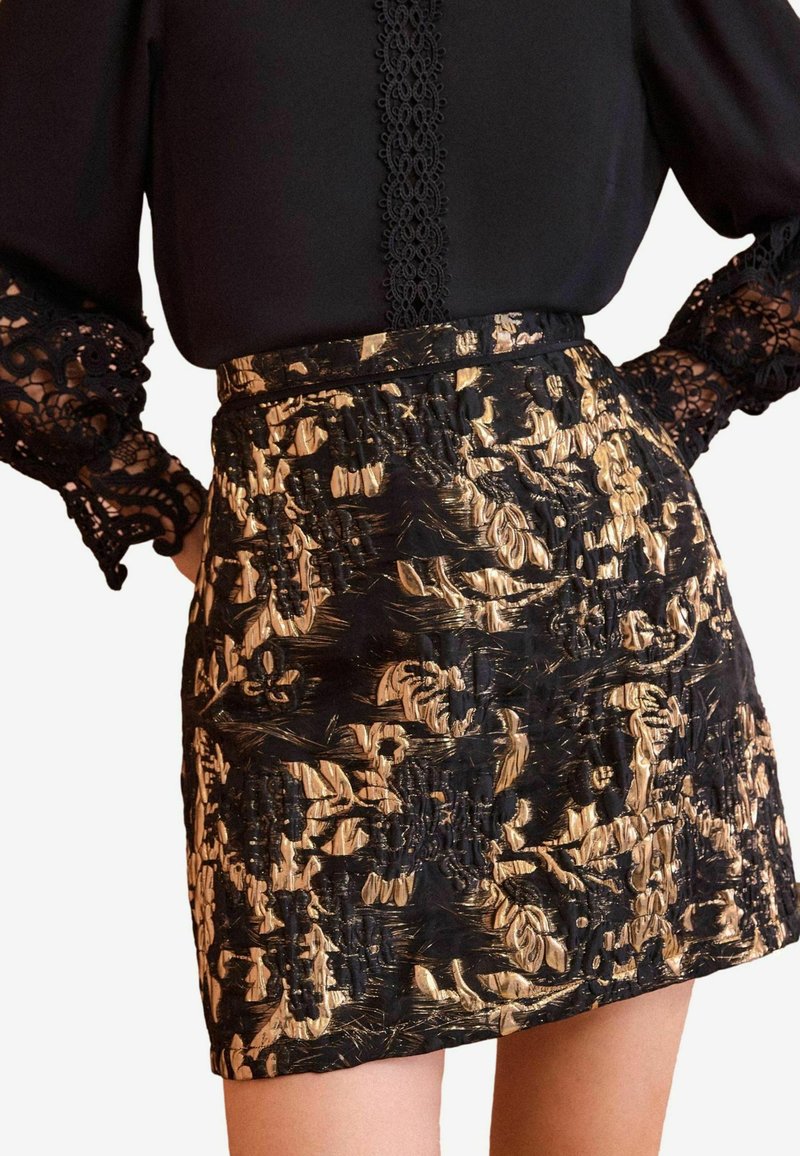 Love & Roses ENB JACQUARD - REGULAR FIT - Áčková sukně - gold feather