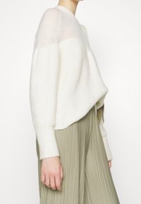 Pepe Jeans Stickad tröja - off-white