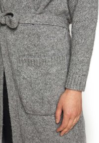WEEKEND MaxMara Kardigan - light grey