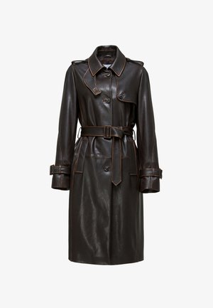 Bruine leren trenchcoat met een tailleband, dubbele knopen, grote kraag en contrasterende stiksels op de mouwen en details.