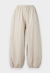 OBJBELEM HAREM - Pantalon classique - birch/black