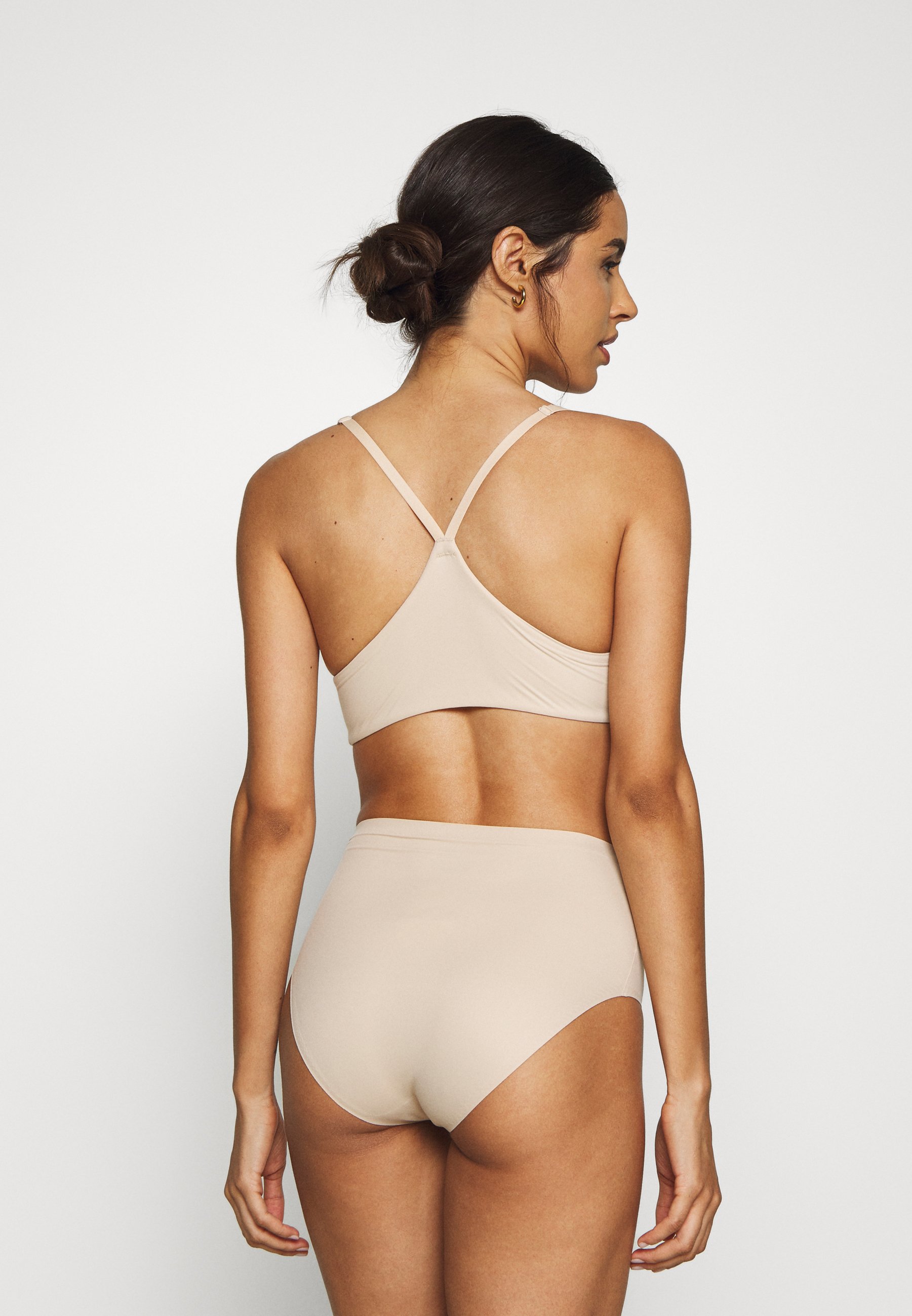 Schiesser LOUNGE BRA T skjorte BH nude Zalando.no Schiesser LOUNGE BRA T skjorte BH nude Zalando.no