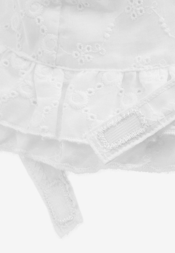 BRODERIE FRILL BUCKET – Hut