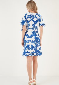 LELA REGULAR FIT - Kasdienė suknelė - royal blue