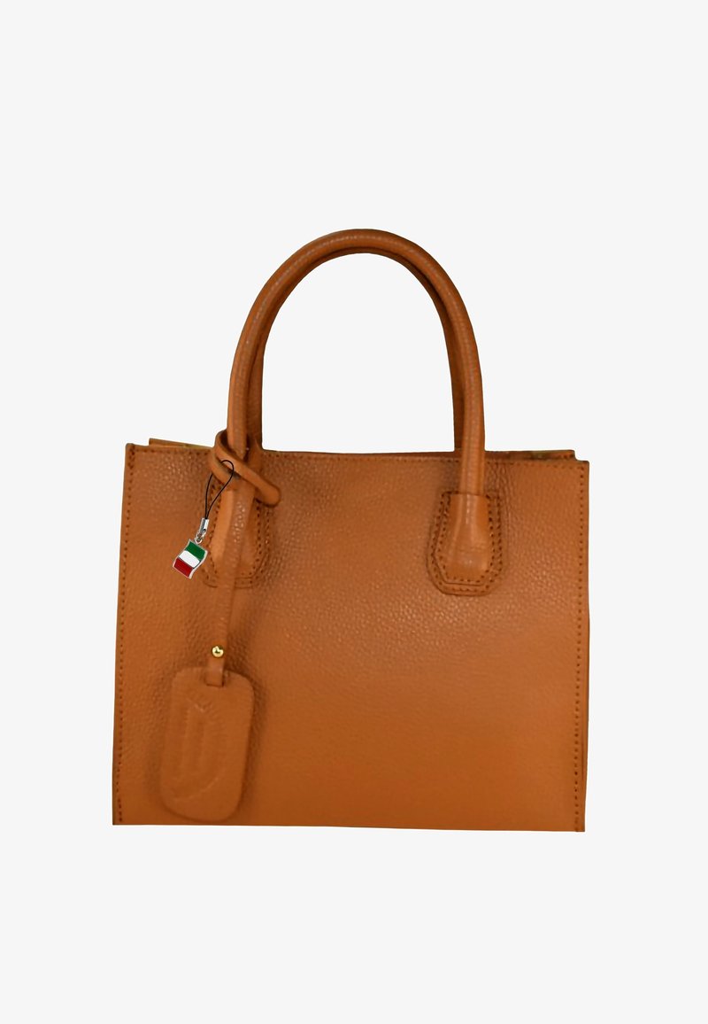 Tassen van bruin leer met een gestructureerde vorm, twee handvatten, een decoratief label met de Italiaanse vlag en gestikte details.