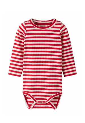 Rood-wit horizontaal gestreept babyrompertje met lange mouwen, drukknopen aan de onderkant en een geribbelde textuur.