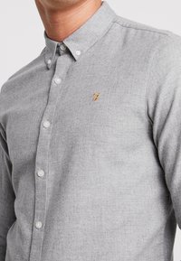 Farah Camisa - grey
