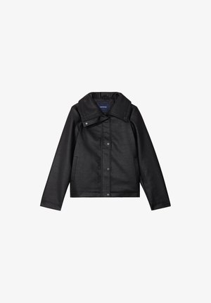 Schwarze Lederjacke mit großem Kragen, Druckknopfverschluss, zwei seitlichen Taschen und glatter Textur. Hat ein minimalistisches Design und eine gerade Passform.