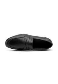 Mocassino in pelle nera con finitura liscia, punta quadrata e una striscia decorativa sul metatarso. Rivestimento interno morbido per il comfort.