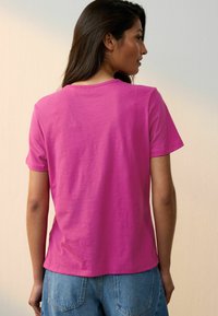 Next - T-shirt basic