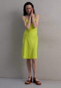 MIISTA CAREN DRESS - Cocktail φόρεμα / Φόρεμα για πάρτι - lime